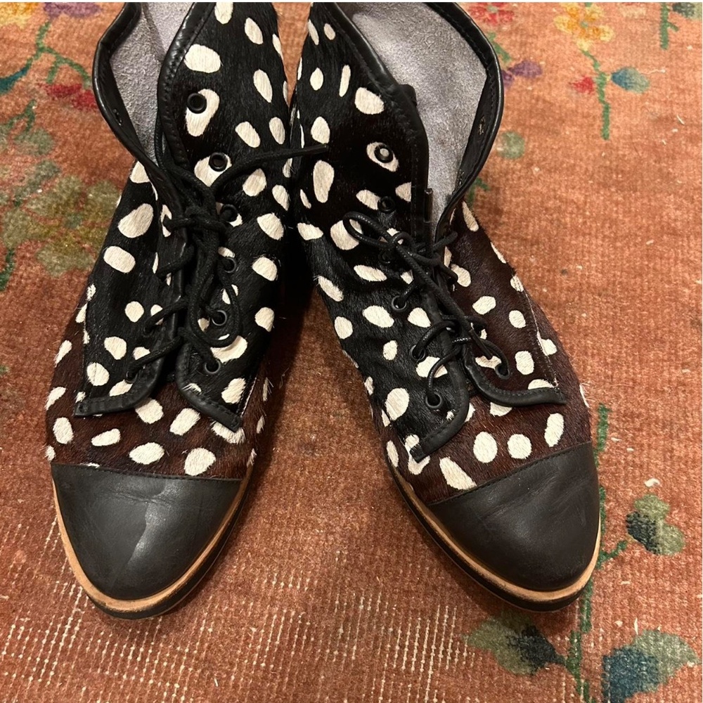 Loeffler Randall lace up pony hair Polka Dot Shoes Size 8 - Picture 2 of 8